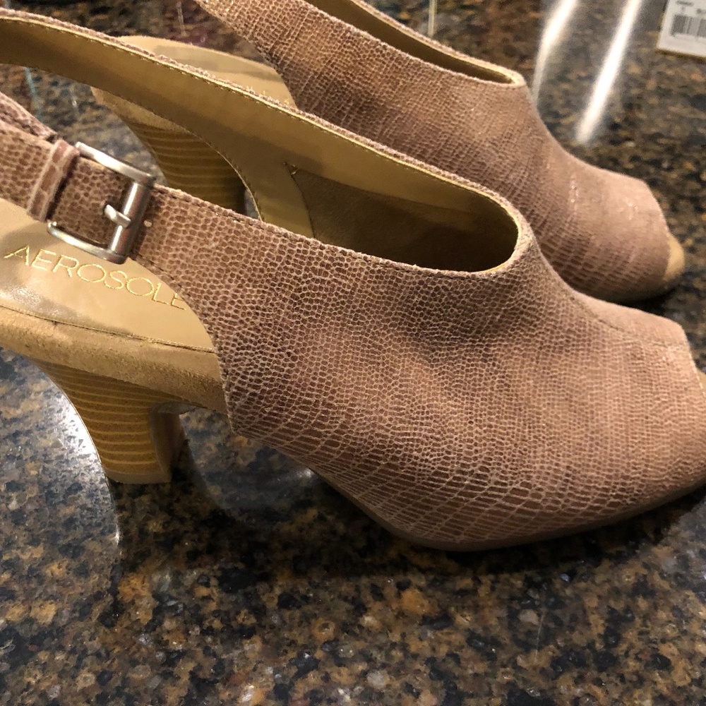 Aérosole peep toe leather sandal